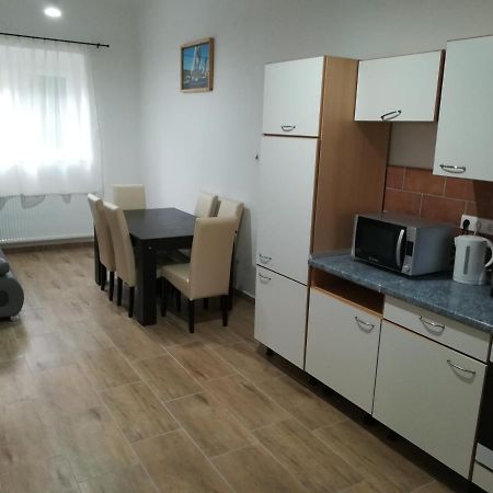 Suemegi Levendula Apartmanok ภายนอก รูปภาพ